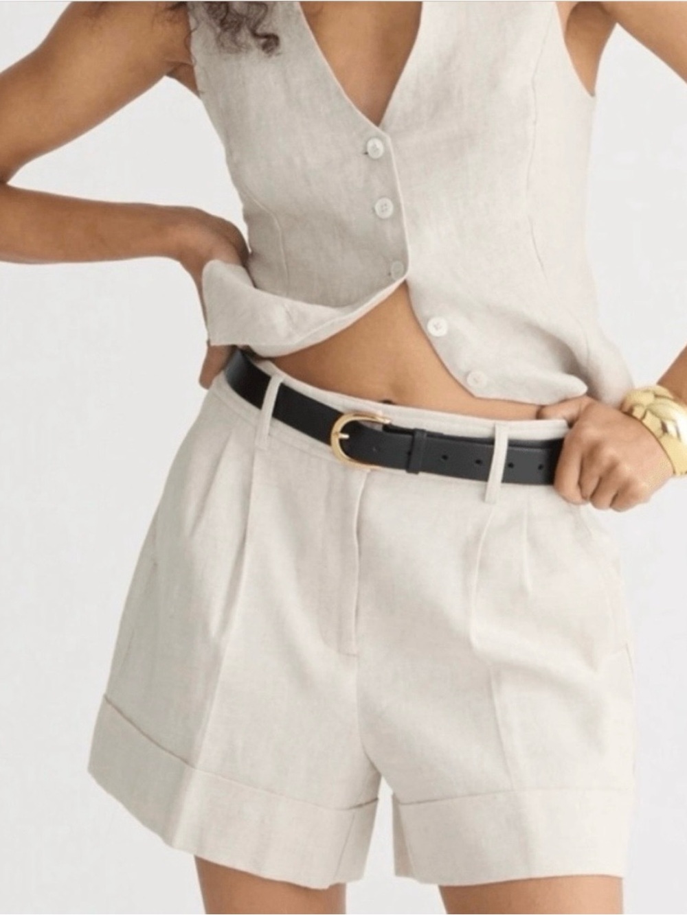 J. Crew Remi Shorts in Stretch Linen Blend in
Flax Ivory Size 10